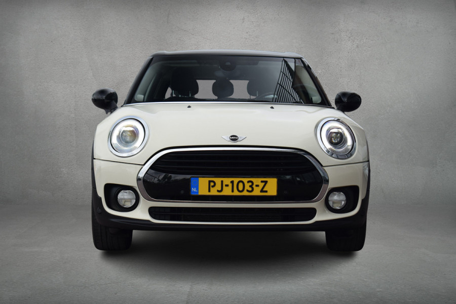 MINI Clubman 1.5 Cooper Pepper Serious Business | Automaat | H/K | 17” LM | Cruise