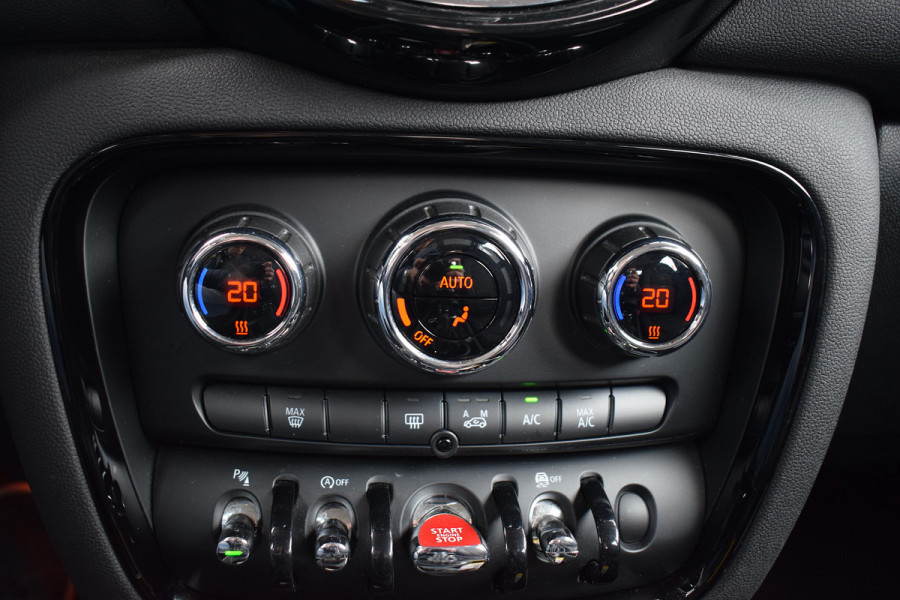 MINI Clubman 1.5 Cooper Pepper Serious Business | Automaat | H/K | 17” LM | Cruise