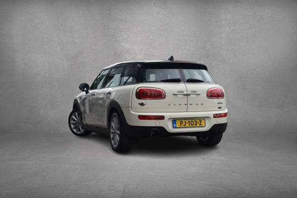 MINI Clubman 1.5 Cooper Pepper Serious Business | Automaat | H/K | 17” LM | Cruise