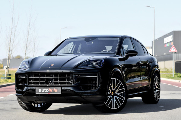 Porsche Cayenne Coupé 3.0 E-Hybrid. Sport Design, Chrono, ACC, Luchtv, Bose, Pano, 22'', Trekhaak, Stuurvw, Memory, Camera!