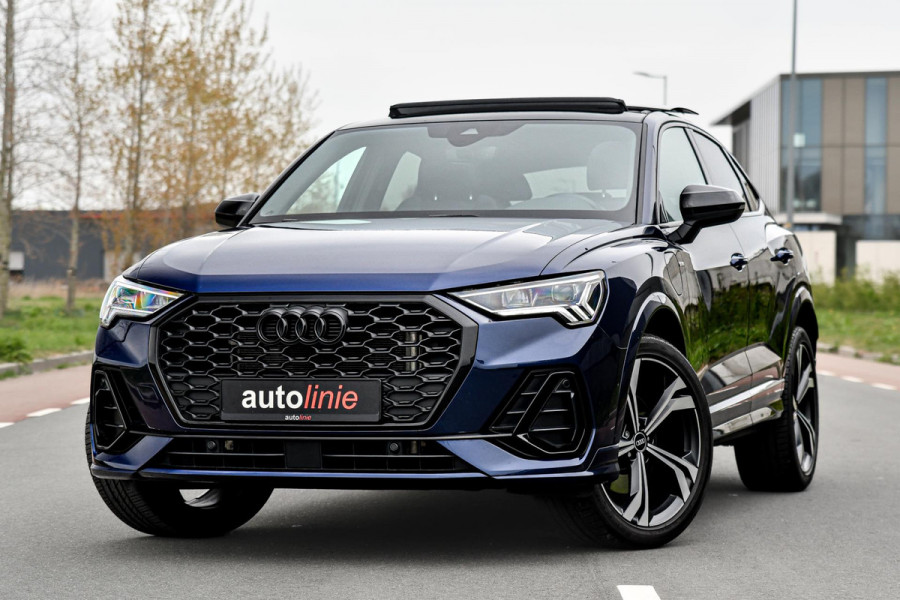 Audi Q3 Sportback 45 TFSI e 3x S-Line. Pano, ACC, Keyless, Sfeer, Dodeh, Camera, Matrix, 20'', Trekhaak, CarPlay!