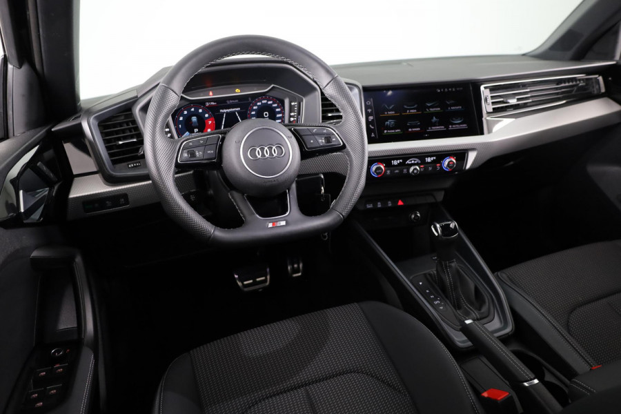 Audi A1 Sportback 30 TFSI S edition 116pk | Dynamiekpakket | 18 inch lichtmetalen velgen | Optiekpakket zwart plus