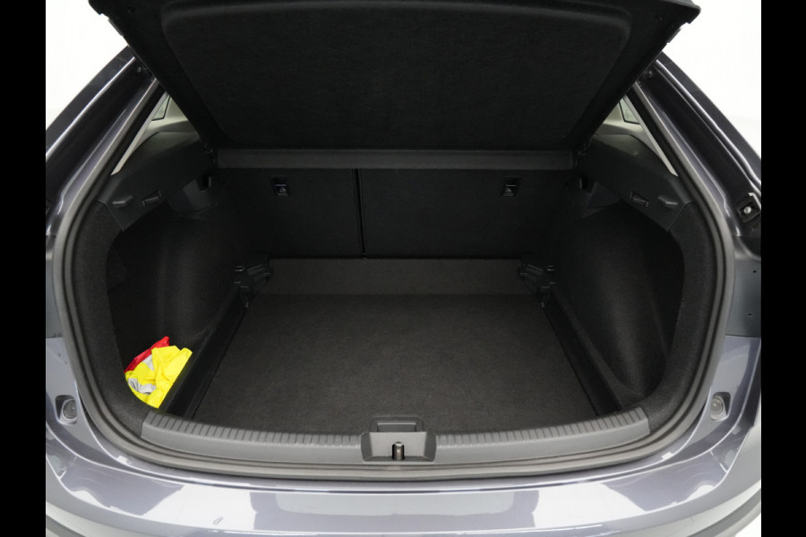 Volkswagen Taigo 1.0 TSI 110pk DSG Life Navigatie Pdc Acc Lm Velgen