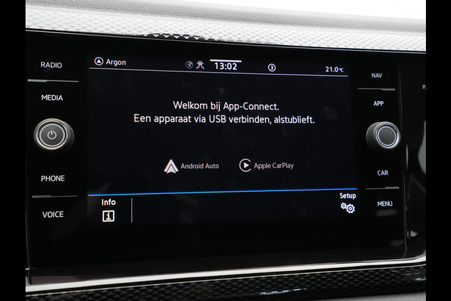 Volkswagen Taigo 1.0 TSI 110pk DSG Life Navigatie Pdc Acc Lm Velgen