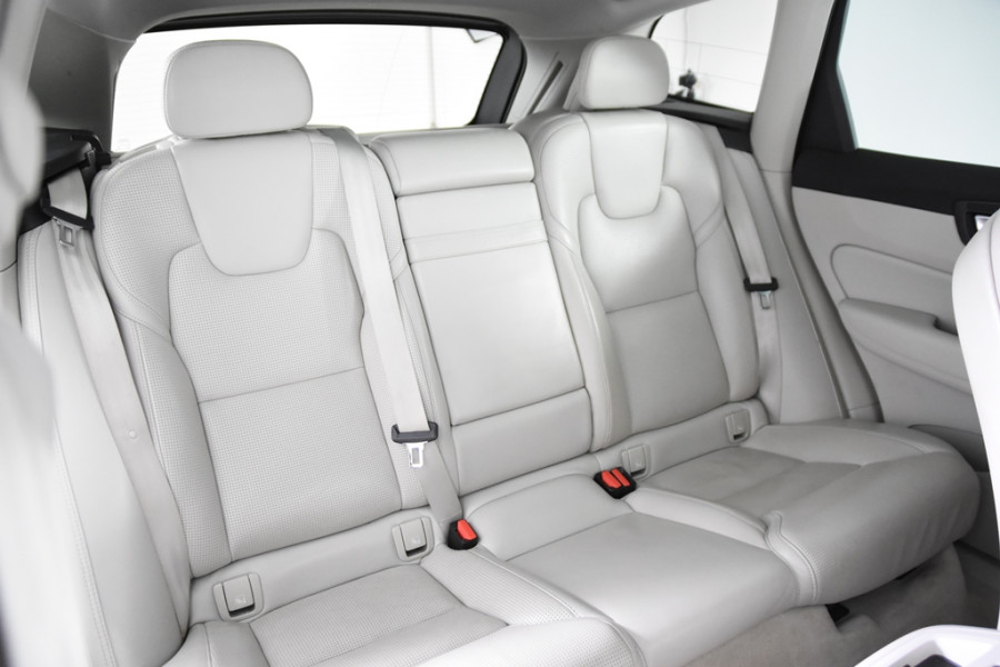 Volvo XC60 2.0 T4 Inscription *1ste Eigenaar*Leer*Full Options*