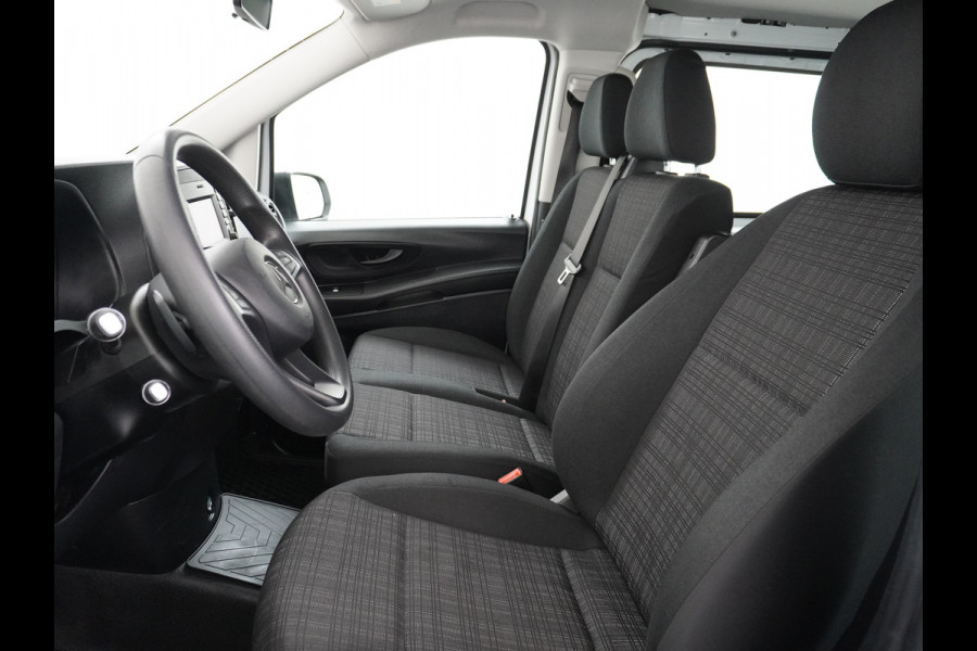 Mercedes-Benz Vito 114CDI AUT D.C Dubbele Cabine Lang 6-Pers. Airco Navi Camera Pdc Bluetooth Cruise Control Regen-Lichtsensor Pdc Betonplex Vloer Schuifdeur Imperiaal Bank voor Comfort 1e Eigenaar Euro 6