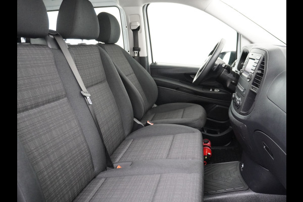 Mercedes-Benz Vito 114CDI AUT D.C Dubbele Cabine Lang 6-Pers. Airco Navi Camera Pdc Bluetooth Cruise Control Regen-Lichtsensor Pdc Betonplex Vloer Schuifdeur Imperiaal Bank voor Comfort 1e Eigenaar Euro 6