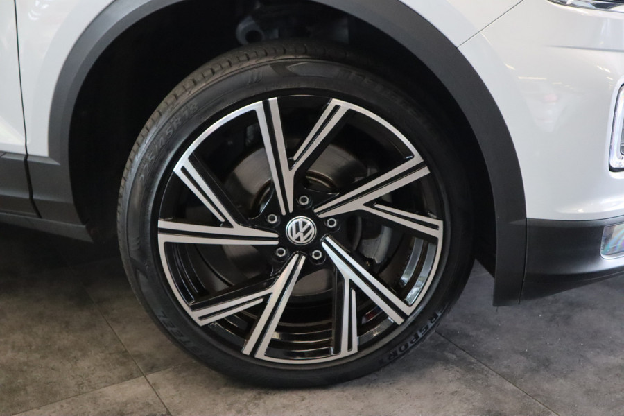Volkswagen T-Roc 1.5 TSI Style 150pk Panoramadak Full-Led 18'lmv