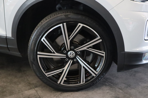 Volkswagen T-Roc 1.5 TSI Style 150pk Panoramadak Full-Led 18'lmv