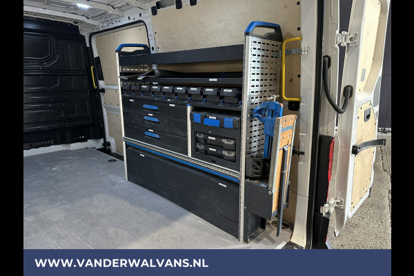 Volkswagen Crafter 2.0 TDI 140 pk L3H2 L2H1 Euro6 Airco | Camera | Navigatie | 3000kg Trekhaak | Imperiaal Apple Carplay, Android Auto, Parkeersensoren, Bijrijdersbank