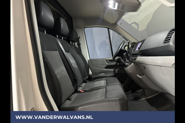 Volkswagen Crafter 2.0 TDI 140 pk L3H2 L2H1 Euro6 Airco | Camera | Navigatie | 3000kg Trekhaak | Imperiaal Apple Carplay, Android Auto, Parkeersensoren, Bijrijdersbank