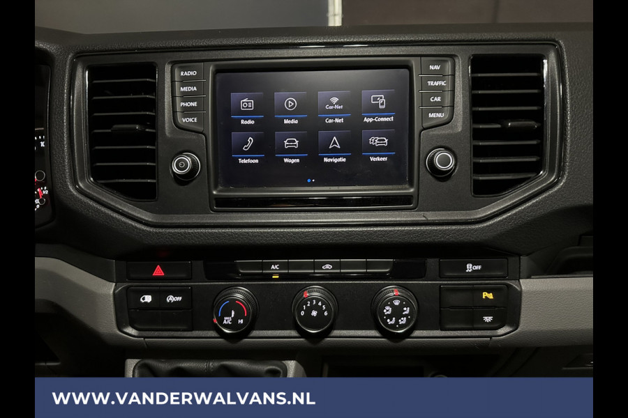 Volkswagen Crafter 2.0 TDI 140 pk L3H2 L2H1 Euro6 Airco | Camera | Navigatie | 3000kg Trekhaak | Imperiaal Apple Carplay, Android Auto, Parkeersensoren, Bijrijdersbank