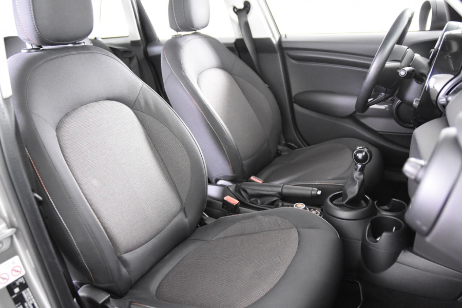 MINI Mini 1.5 One *1ste Eigenaar*Navigatie*Stoelverwarming*Parkassist*