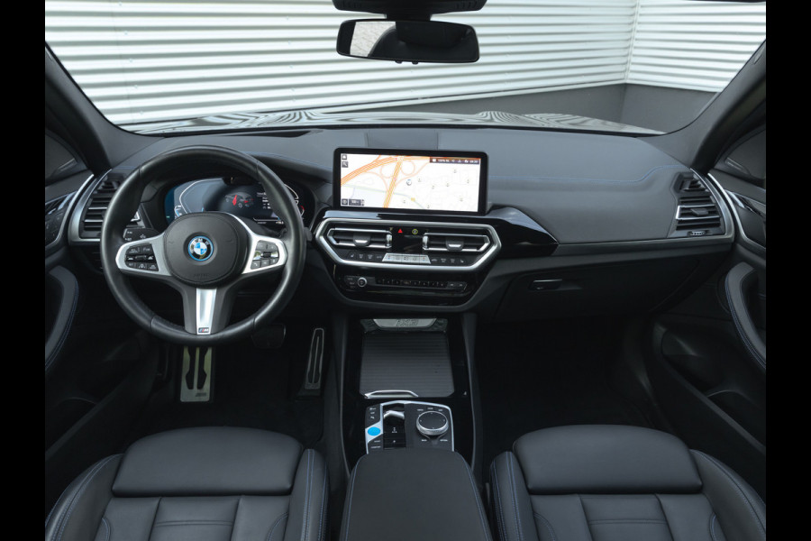 BMW iX3 High Executive - Pano - Driving Ass Prof - Head-up