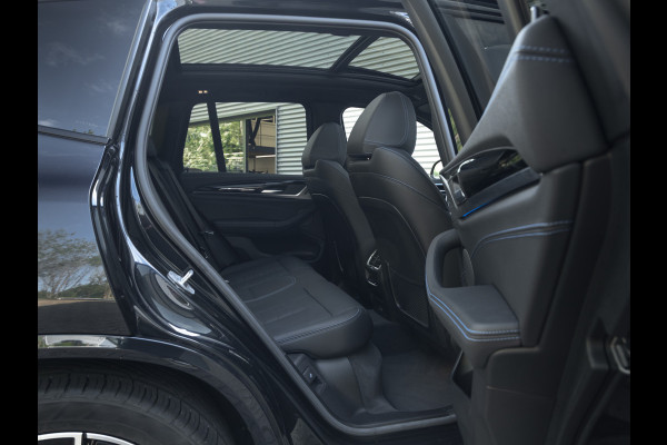 BMW iX3 High Executive - Pano - Driving Ass Prof - Head-up