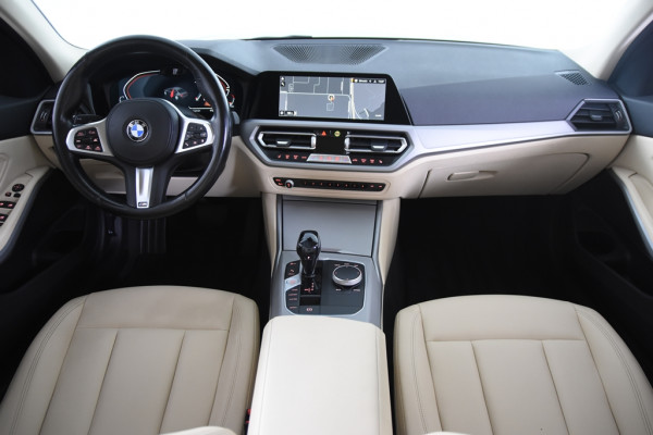 BMW 3 Serie 318i Luxury *1ste Eigenaar*Leer*Navigatie*Stoelverwarming*Parkassist*
