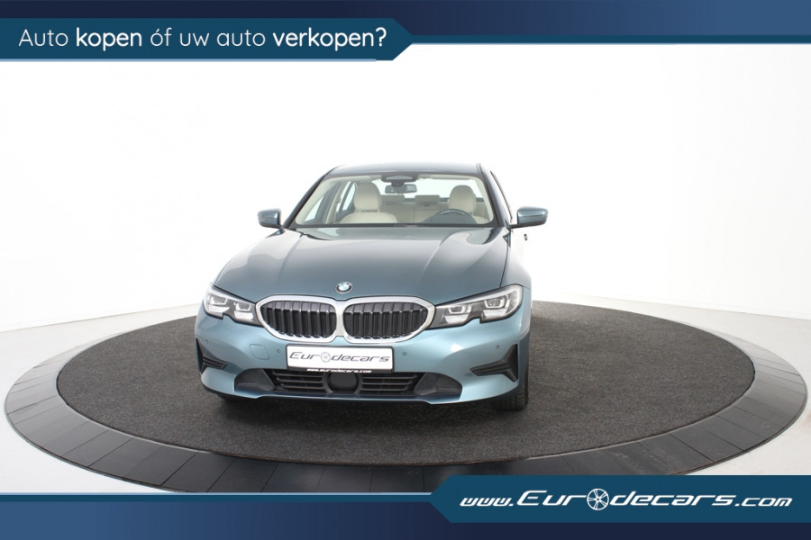 BMW 3 Serie 318i Luxury *1ste Eigenaar*Leer*Navigatie*Stoelverwarming*Parkassist*