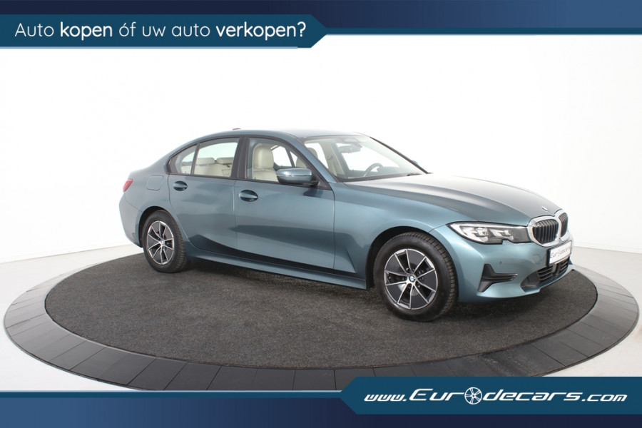 BMW 3 Serie 318i Luxury *1ste Eigenaar*Leer*Navigatie*Stoelverwarming*Parkassist*