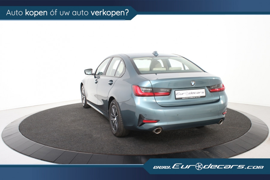 BMW 3 Serie 318i Luxury *1ste Eigenaar*Leer*Navigatie*Stoelverwarming*Parkassist*