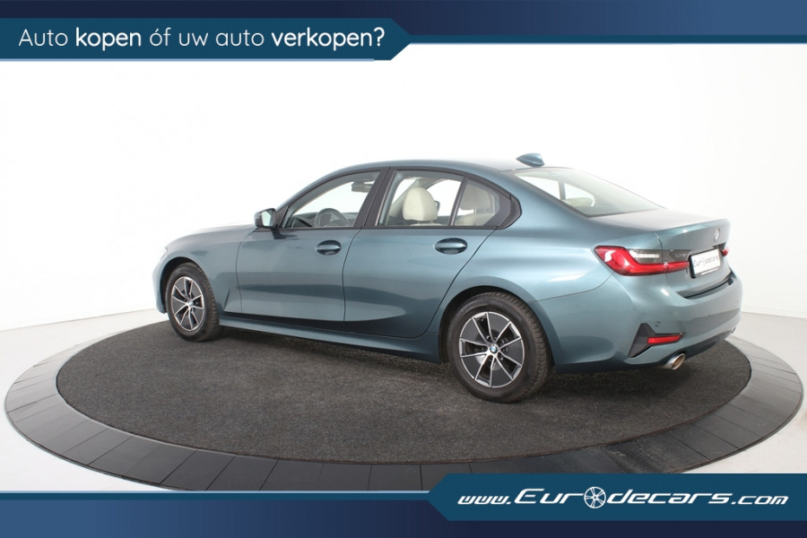 BMW 3 Serie 318i Luxury *1ste Eigenaar*Leer*Navigatie*Stoelverwarming*Parkassist*