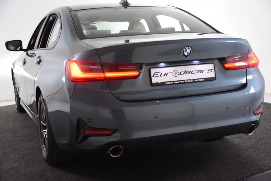 BMW 3 Serie 318i Luxury *1ste Eigenaar*Leer*Navigatie*Stoelverwarming*Parkassist*