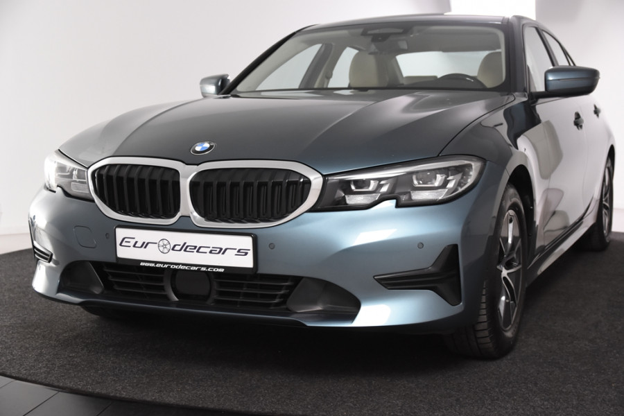 BMW 3 Serie 318i Luxury *1ste Eigenaar*Leer*Navigatie*Stoelverwarming*Parkassist*