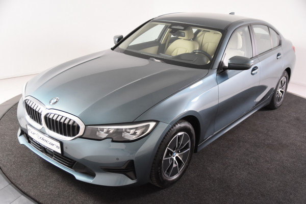 BMW 3 Serie 318i Luxury *1ste Eigenaar*Leer*Navigatie*Stoelverwarming*Parkassist*