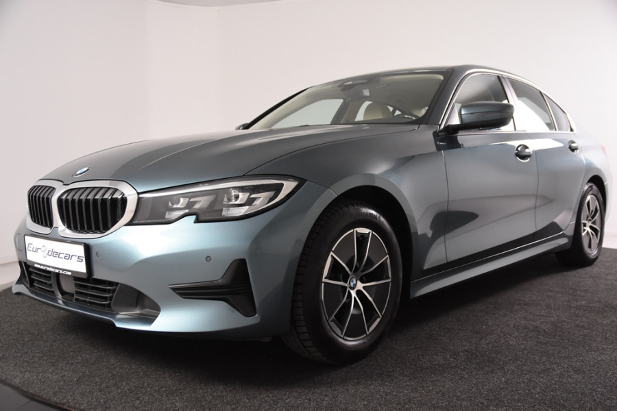 BMW 3 Serie 318i Luxury *1ste Eigenaar*Leer*Navigatie*Stoelverwarming*Parkassist*