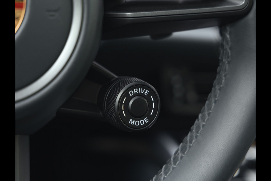 Porsche 911 3.0 Carrera 4S - Burmester - Dak - Achterasbesturing - PDCC - Lift As - Volleder