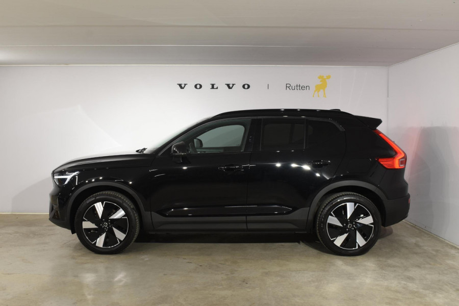 Volvo EX40 252PK Single Motor Extended Range Plus / Navigatie / 360 Camera / Stuur-Stoelverwarming / Adaptieve Cruisecontrol / LM Velgen / Trekhaak /