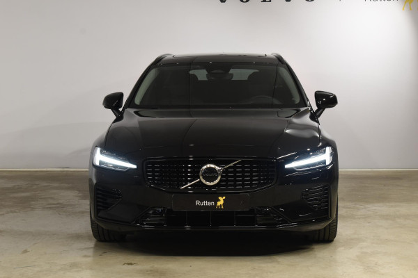 Volvo V60 T6 350PK AWD Ultra Dark / Navigatie / Adaptieve Cruisecontrol / Elektrische Stoelen / Harman Kardon / LM Velgen / Trekhaak /