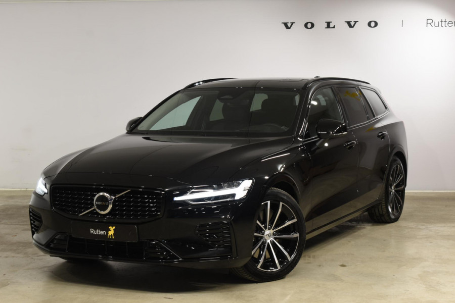 Volvo V60 T6 350PK AWD Ultra Dark / Navigatie / Adaptieve Cruisecontrol / Elektrische Stoelen / Harman Kardon / LM Velgen / Trekhaak /