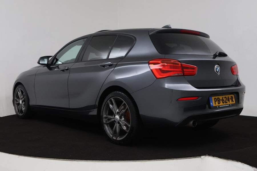 BMW 1-serie 118i Corporate Lease Executive Automaat (PANORAMADAK, NAVIGATIE, PARKEERSENSOREN)