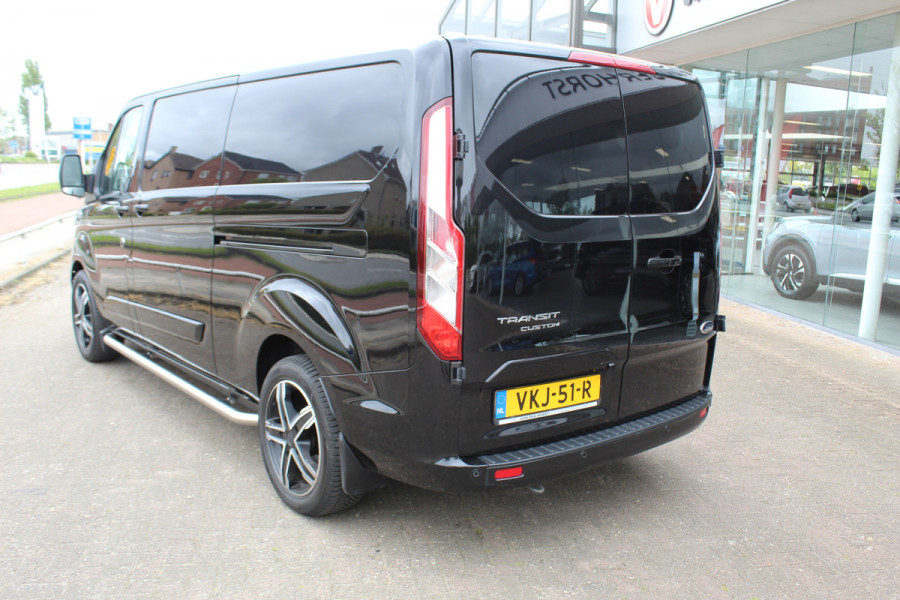 Ford Transit Custom 300 2.0-130pk TDCI L2H1 Limited AUTOMAAT ! Keurige nette en luxe Ford Transit Custom, slechts 47.000km !. Airco, schuifdeur li+re, LM wielen, stoel-, spiegel- en voorraamverw., side en lane assist, 3-zits, navigatie, telefoonvoorb., camera, pdc v+a, cruise cntrl etc.