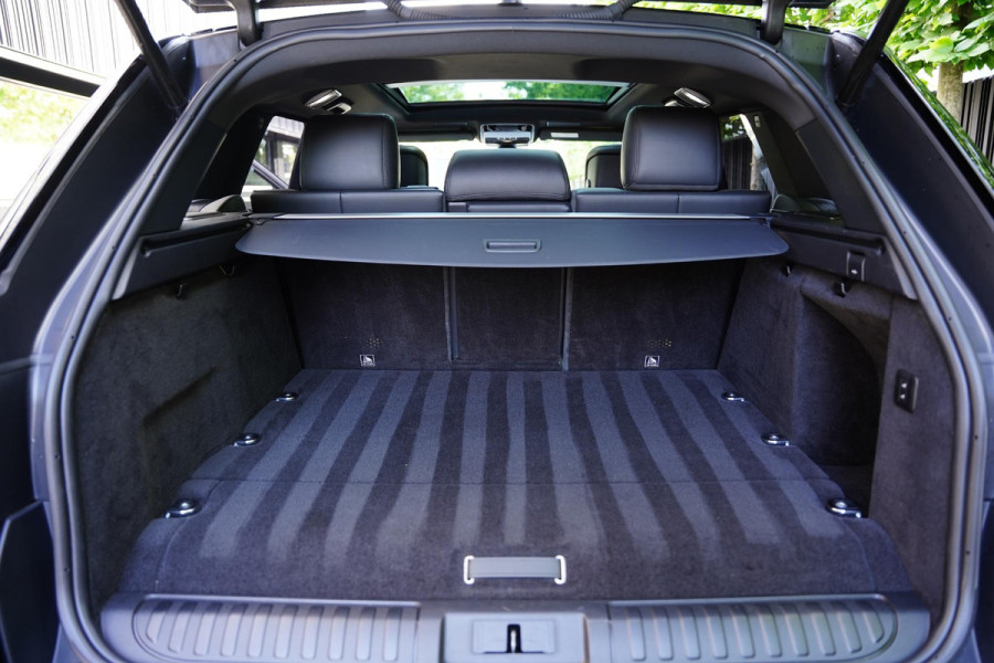 Land Rover Range Rover Sport P400 Hybride Panoramadak Meridian NL-Auto