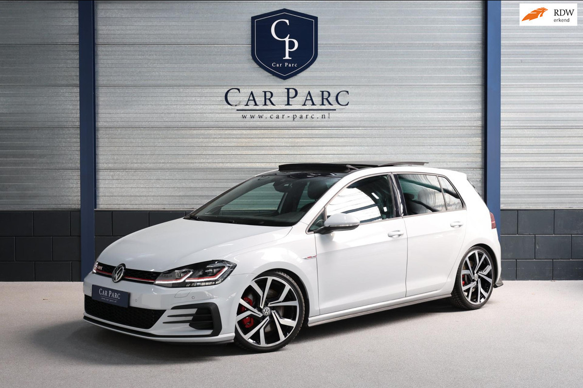 Volkswagen Golf 2.0 TSI GTI Performance 245+PK LED/VIRTUAL/PANO/ALCANTARA+S.VERWARMING/19" LMV/CAM/LINE/ACC/ECC/12 MDN GARANTIE! Volkswagen Golf 2.0 TSI GTI Performance 245+PK LED/VIRTUAL/PANO/ALCANTARA+S.VERWARMING/19" LMV/CAM/LINE/ACC/ECC/12 MDN GARANTIE!