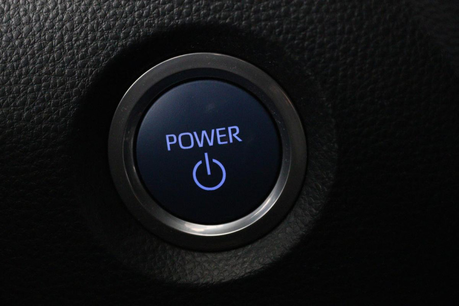 Toyota Corolla 1.8 Hybrid Trek | Trekhaak | Stoelverwarming | Adaptive cruise | Carplay | Camera | Navigatie | Keyless | Full LED