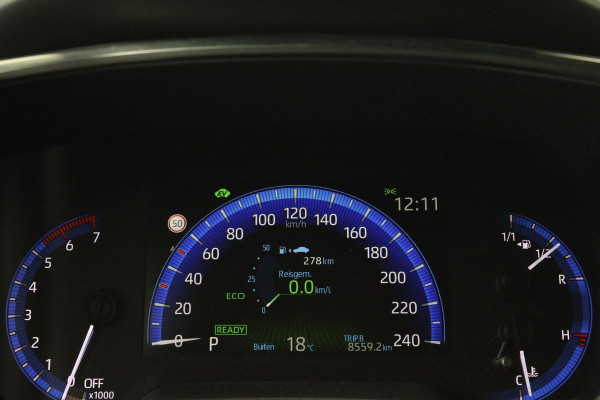 Toyota Corolla 1.8 Hybrid Trek | Trekhaak | Stoelverwarming | Adaptive cruise | Carplay | Camera | Navigatie | Keyless | Full LED
