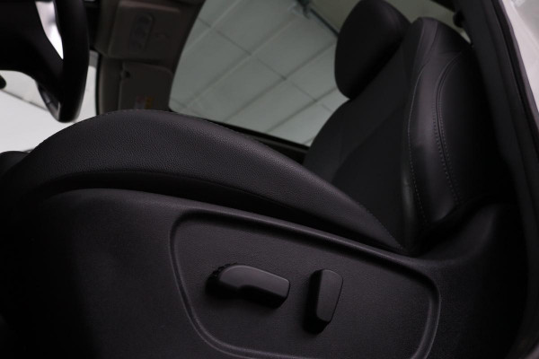 Nissan QASHQAI 1.3 DIG-T Tekna | Panoramadak | Stoelverwarming | Trekhaak | 360 camera | Full LED | Carplay | Navigatie | Keyless