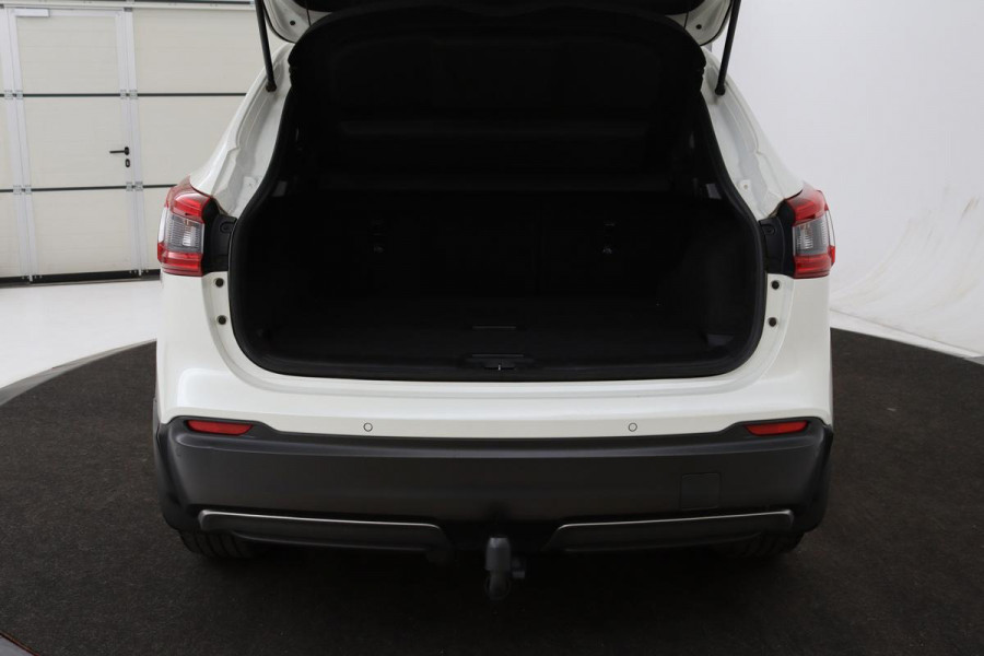 Nissan QASHQAI 1.3 DIG-T Tekna | Panoramadak | Stoelverwarming | Trekhaak | 360 camera | Full LED | Carplay | Navigatie | Keyless