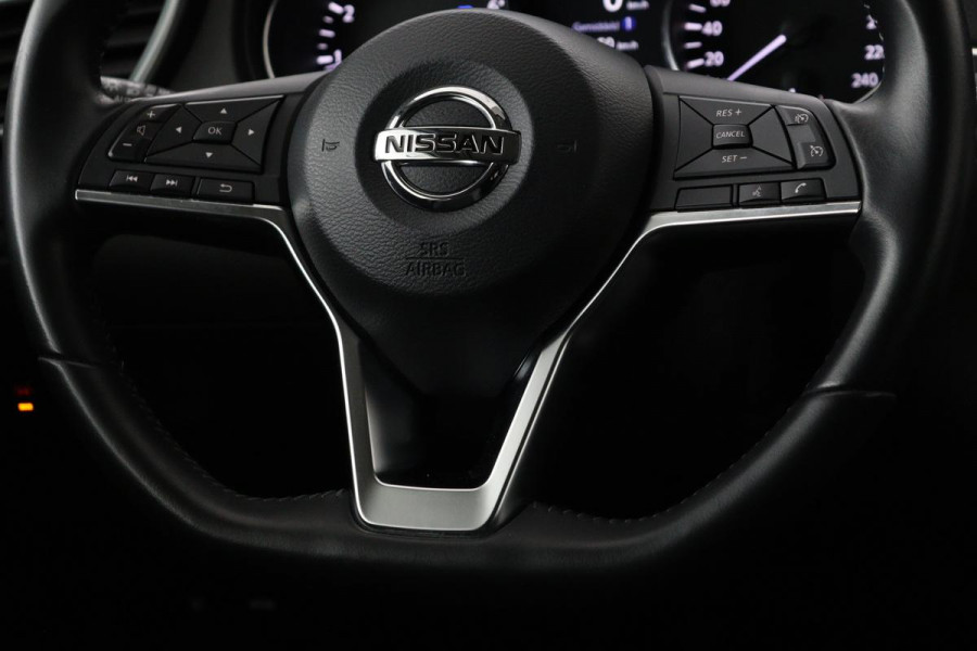 Nissan QASHQAI 1.3 DIG-T Tekna | Panoramadak | Stoelverwarming | Trekhaak | 360 camera | Full LED | Carplay | Navigatie | Keyless