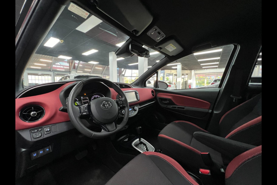 Toyota Yaris 1.5 Hybrid Bi-Tone | Keyless | Camera | Cruise|