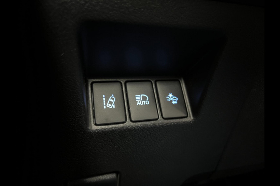 Toyota Yaris 1.5 Hybrid Bi-Tone | Keyless | Camera | Cruise|