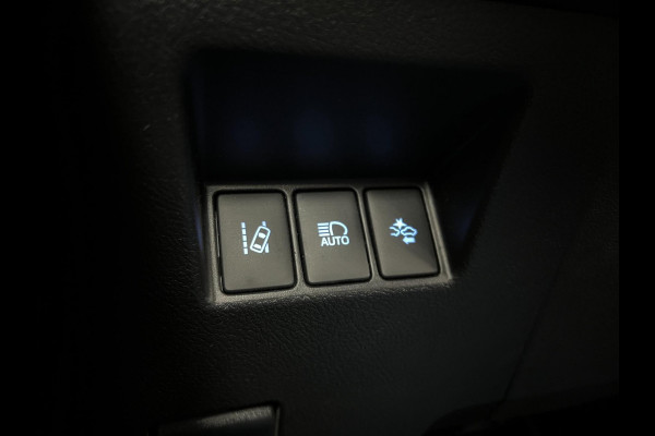Toyota Yaris 1.5 Hybrid Bi-Tone | Keyless | Camera | Cruise|