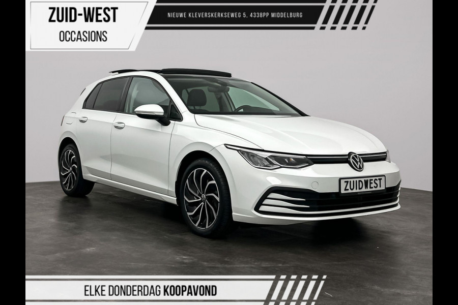 Volkswagen Golf 1.0 eTSI Life Business Pano ACC Lane Sfeer