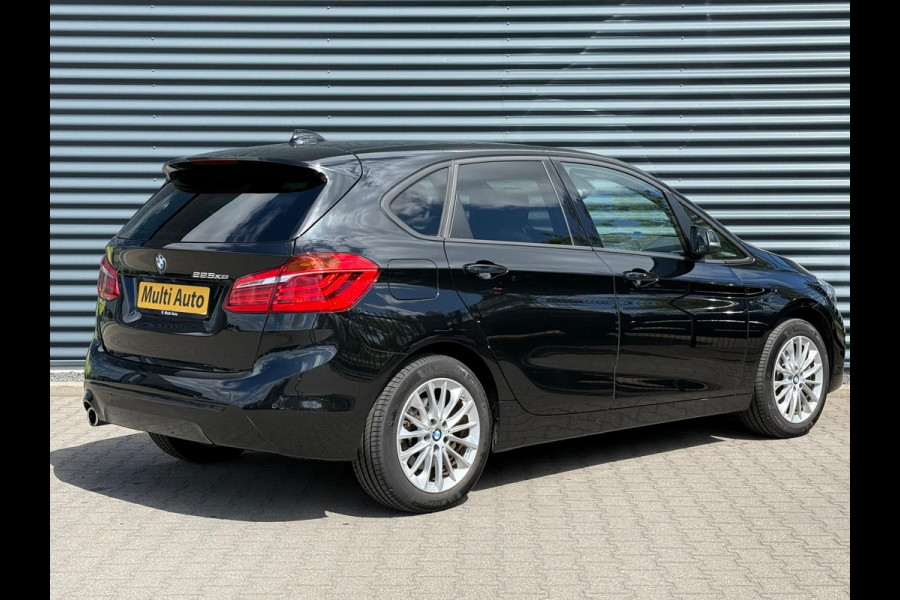 BMW 2 Serie Active Tourer 225xe iPerformance Sport Sport Plug in Hybrid | PHEV | Adaptive Cruise | Head-up Display | Carplay | LED | Stoelverwarming | Camera |