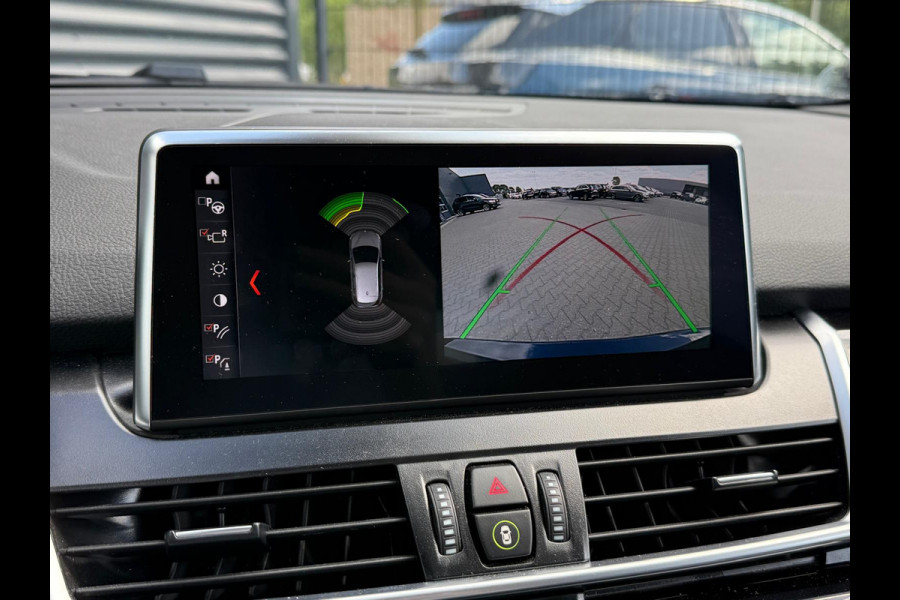 BMW 2 Serie Active Tourer 225xe iPerformance Sport Sport Plug in Hybrid | PHEV | Adaptive Cruise | Head-up Display | Carplay | LED | Stoelverwarming | Camera |