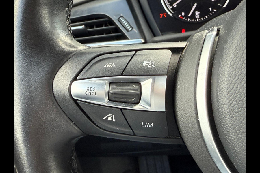 BMW 2 Serie Active Tourer 225xe iPerformance Sport Sport Plug in Hybrid | PHEV | Adaptive Cruise | Head-up Display | Carplay | LED | Stoelverwarming | Camera |