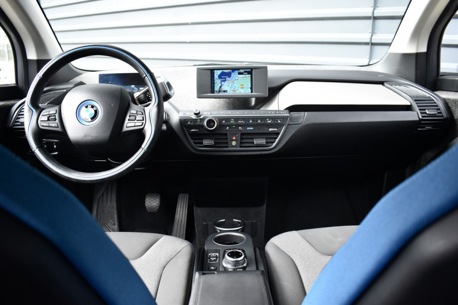 BMW i3 iPerformance 94Ah 33 kWh | Active Cruisecontrol | LED Light | Stoelverwarming | Driving Assistant Plus |