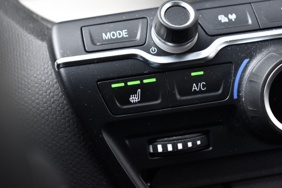 BMW i3 iPerformance 94Ah 33 kWh | Active Cruisecontrol | LED Light | Stoelverwarming | Driving Assistant Plus |